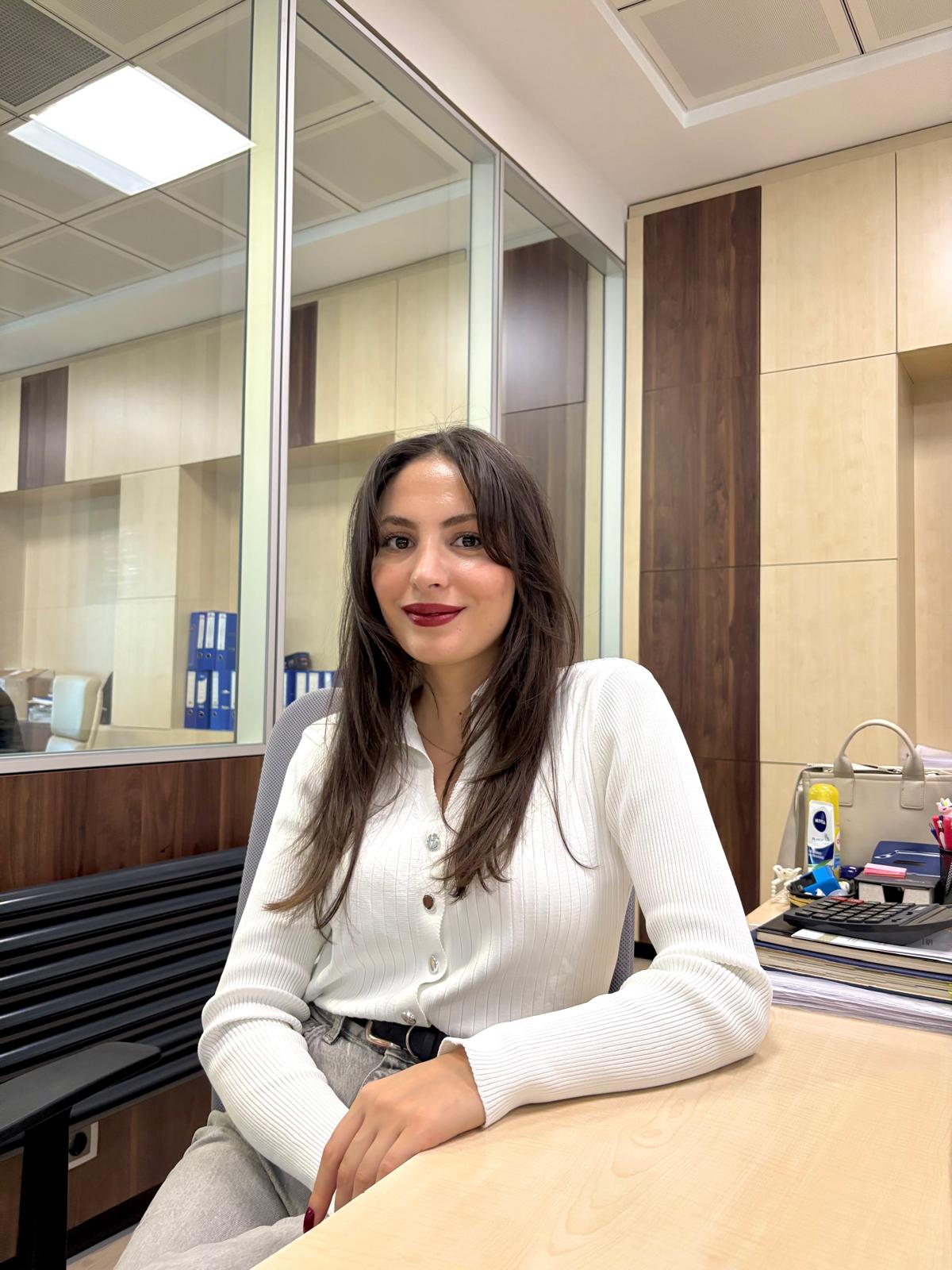 Kübra Özay